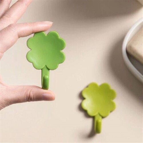 4Pcs Cartoon Cute Four-leaf Clover Self-adhesive Hook Wall