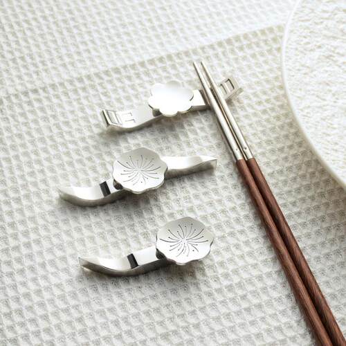 New Chinese style flower shaped public chopstick holder