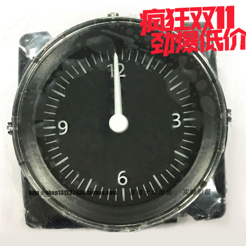 1款新帕萨特辉昂仪表台中间风口时钟 车载 电子钟 石英钟 电子表