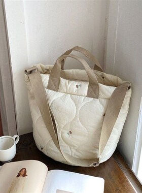 Large Capacity Bags for Women Quilted Bucket Bag Shoulder Ba