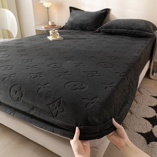 Warm Bed Fitted Sheet bedpread Coverlet  Mattress protector