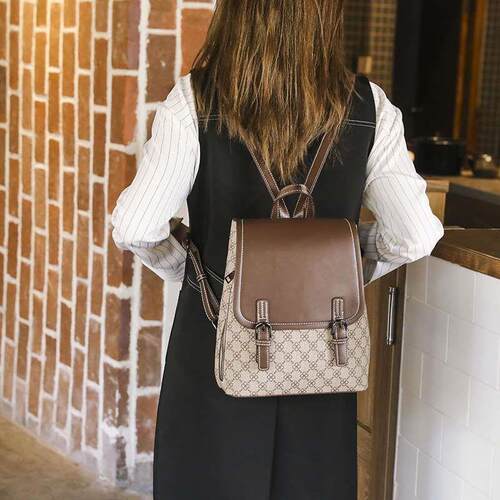 Spring and Summer New Large Capacity Antitheft Travel Backp