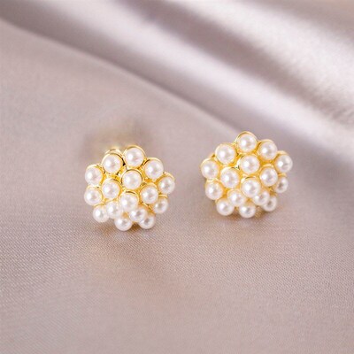Silver Needle Pearl Earring Fashion Earring for WomenSilver