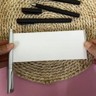 Black Gel Pen with Retractable Blank Scroll Pull-out Paper E