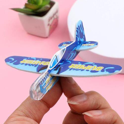 Hand-thrown foam toy airplanes, model aircraft for street ve