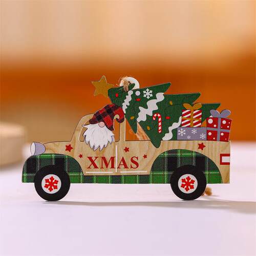 Christmas tree painted wooden car pendant圣诞树彩绘汽车吊坠