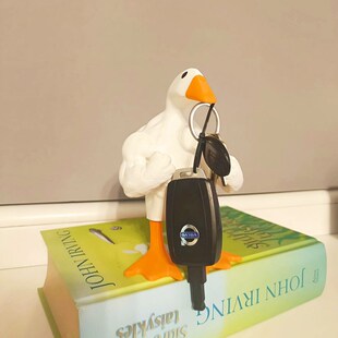 Duck Figurine大力士鸭子雕像磁吸钥匙扣树脂工艺品 Buff 跨境新款