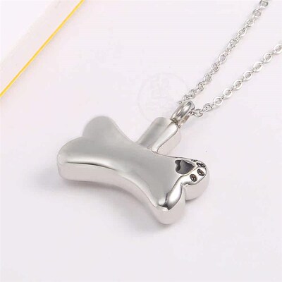 。Commemorating relatives  pets  bones  ashes  pendants  tit
