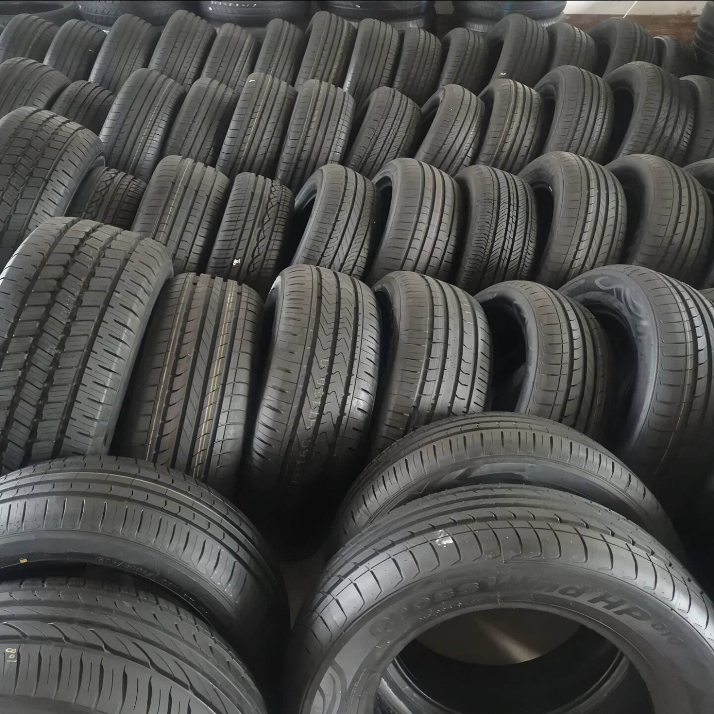 二手9成新精品轮胎汽车原装拆车件批发13 14 15 16 17 18 19 20寸