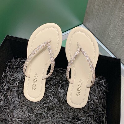 Big Size Rhinestone Flat Flip Flops Women Flat Toe Beach San