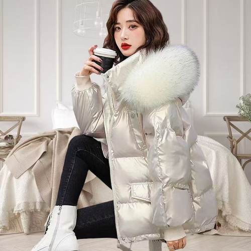羽绒服亮面免洗女短款韩版时尚