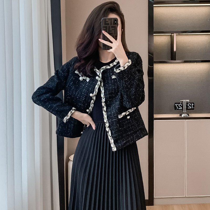 实拍黑色小香风外套女秋冬新款小个子加厚夹棉法式高级感短款上衣,女装/女士精品,短外套,淘宝优惠券,粉丝福利购,淘宝优惠卷