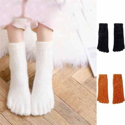 Winter cold  warm split toe socks mid-length home