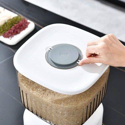 Press type automatic rice bucket, insect proof and moisture-