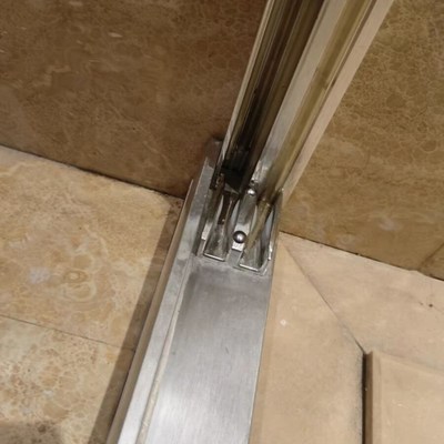 淋浴房防撞胶块定位滑块止摆器 浴室卫生间玻璃移门轨道五金配件