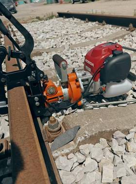 铁路用NGZ-31钢轨钻孔机便携式轨道打眼机铁轨养护自动给水打孔机