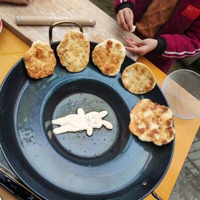 Guizhou cautery pot fried potato pot side of the pot of pota