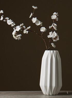 创折纸陶瓷花瓶件摆现代意LFE客厅软装饰品北欧餐桌白色干花插花