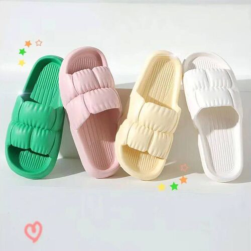 2024 Men Women Soft Sole Cloud Slippers Thick Platform