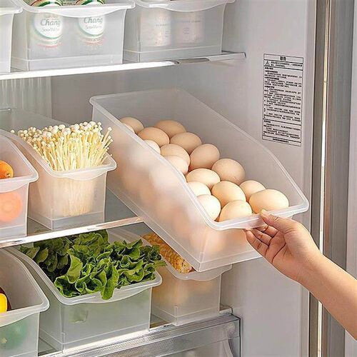 Egg storage basket, pull-out style refrigerator and freezer