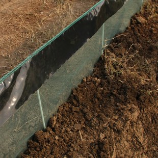 青蛙小龙虾防逃网支撑杆立柱水产养殖围栏玻璃钢支架螃蟹防逃膜板