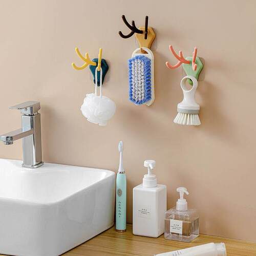 Creative and cute deer antler plug hooks, Nordic style wall-
