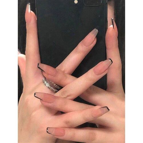 Black Line Manicure Fake Nails Durable and Never Splitting