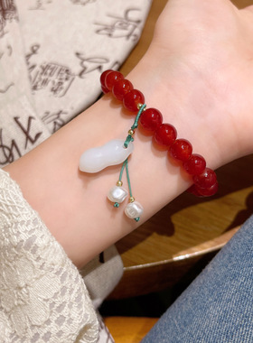 新中式中古风仿天然石花生手链女小众百搭气质红色串珠手串手饰品