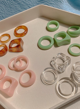 in潮韩小众简约亚克力戒指女网红同款不规则透明指环手饰品