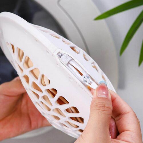 Silicone-like bra laundry bag with hangable zipper design, p