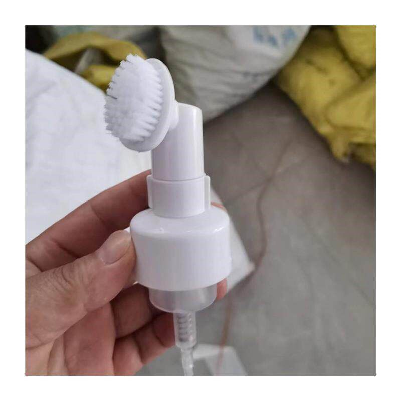 White shoe cleaner Foam cleaning agent to remove yellowing w