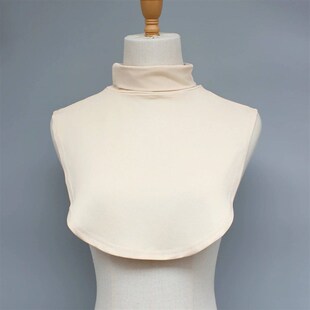 High-neck false collar. Stand-up collar. Foldable. Comfortab