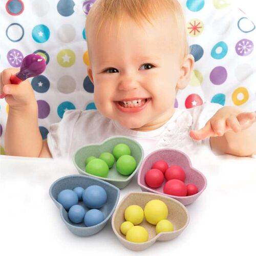 Children practice chopsticks with beads Baby digital Enlight