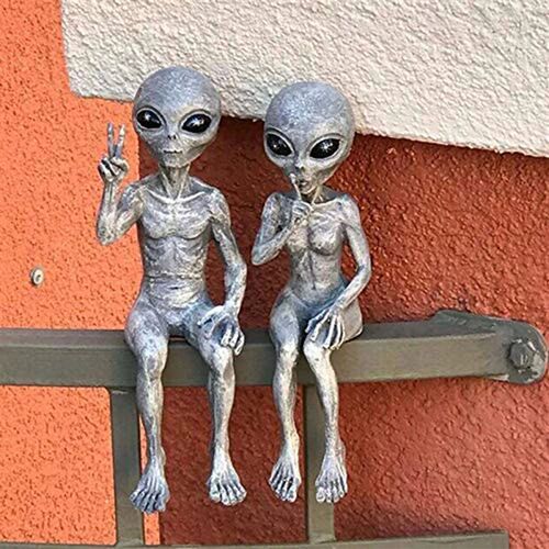 New Outer Space Alien Statue Martians Garden Figurine Set  Y