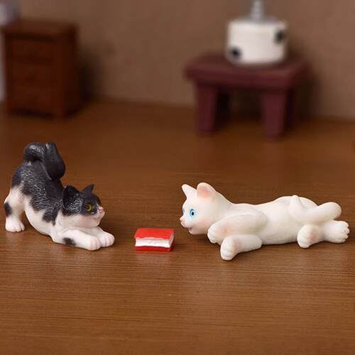 Gift Ornament Mini Home Decor Figurines Miniature Cute 1PC C