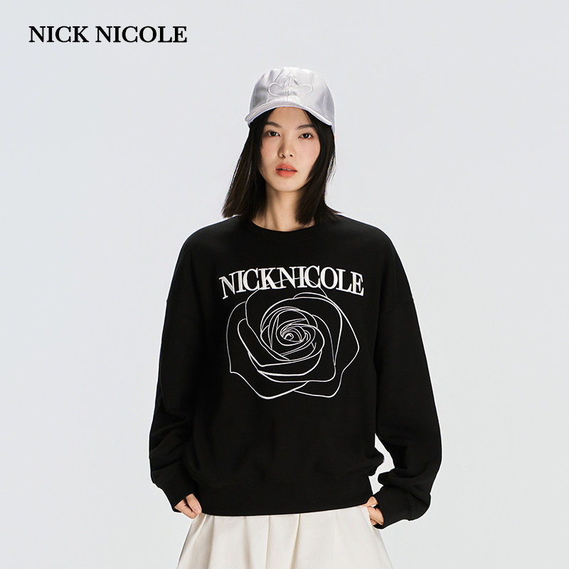 NICK&NICOLE2026年秋季新款韩版时尚玫瑰刺绣圆领卫衣百搭潮流
