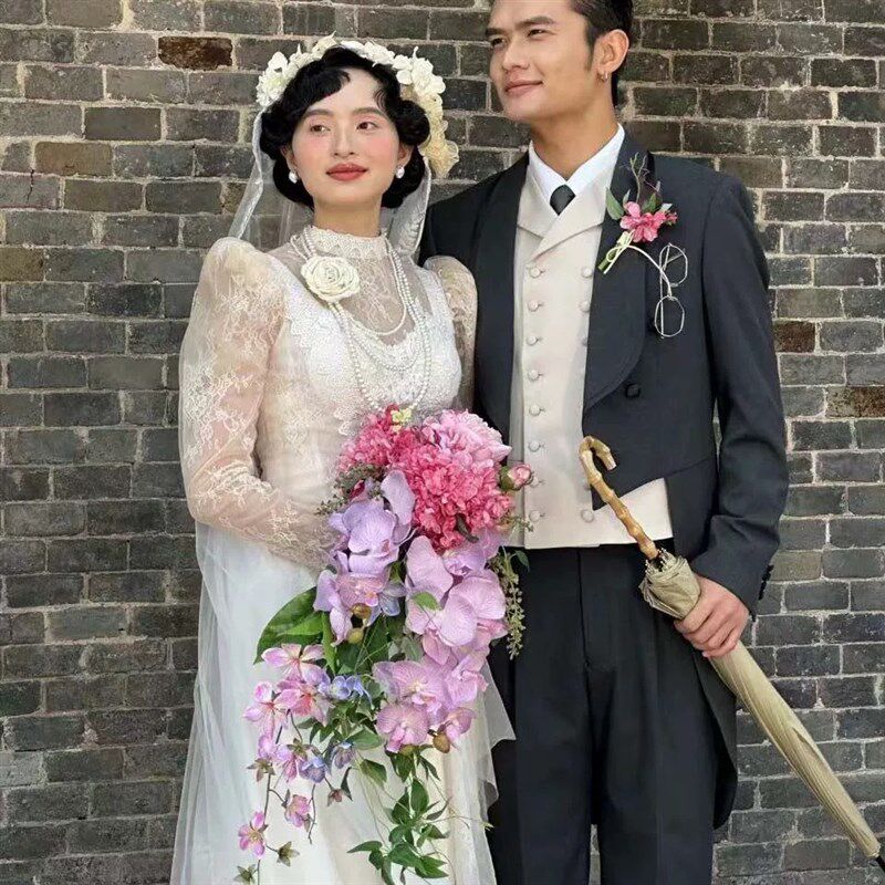 仿真花新娘婚礼水滴手捧花婚纱摄影拍照瀑布花束假花欧式绣球旅拍