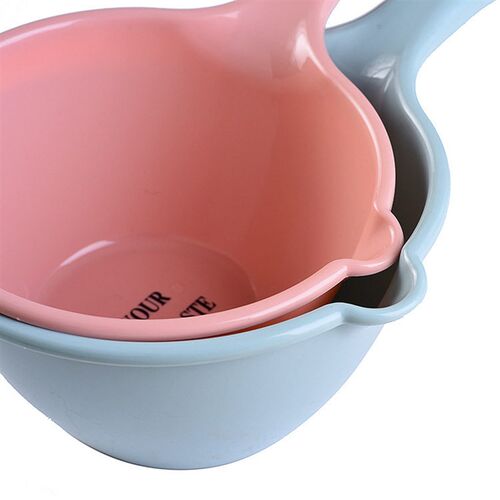 Kitchen Plastic Thickened Long-handled Bathing Water Spoon W