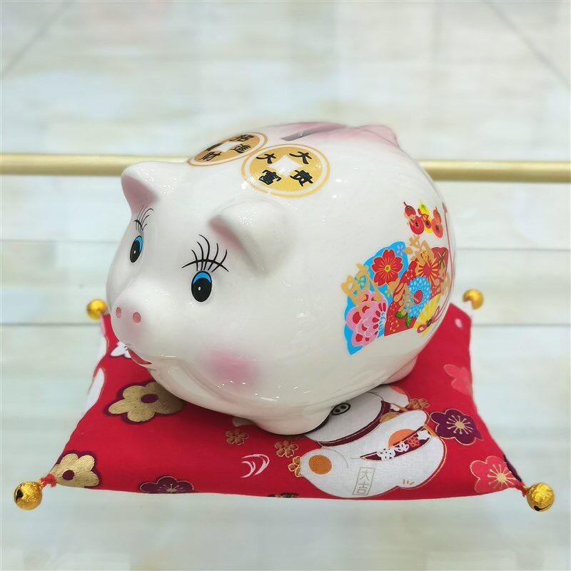 创意招财猪储钱罐布垫铃铛陶瓷摆件手工艺家居饰品卡通可爱笑脸猪