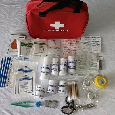184pcs First Aid Kit, Multi-purpose Emergency Medical Suppli