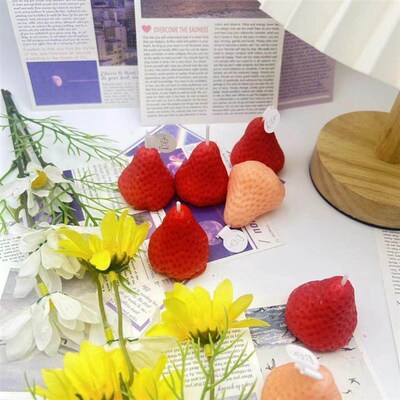 Internet-famous strawberry decorations, creative strawberry