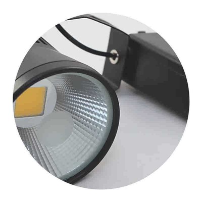 LED rack Light Dimmable 30W COB Rail Lamp 130-140lm/W Spotli