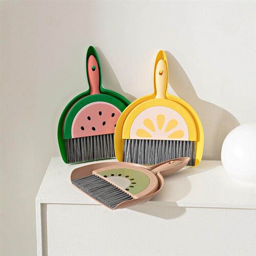Mini Desktop Broom and Dustpan Set, Child-Specific Cleaning