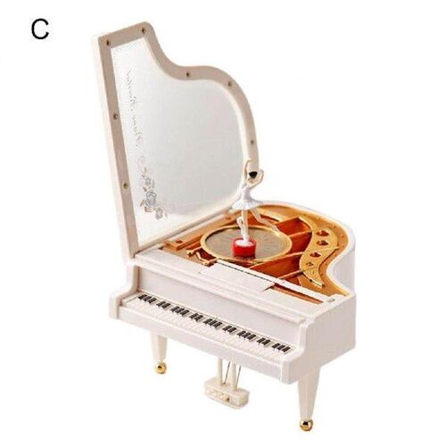 Birthday Gift Music Box Fine Wormanship Destop Decoration