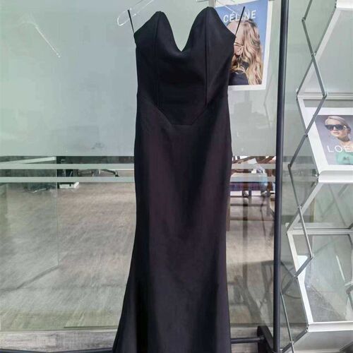 ! Yi Menglin Black Dress V-Neck Strapless Fishbone Slim-Fit