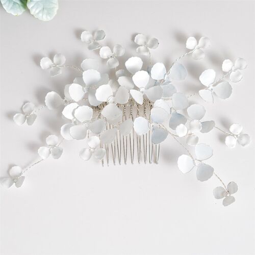 Bridal Hair Accessory Korean White Flower Diamond Hair CombI