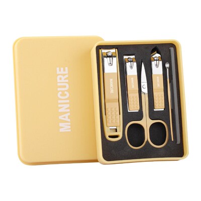 Nail clippers A complete set of nail clippers and nail trimm