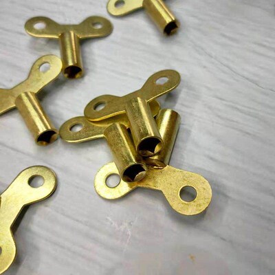 2 Pcs C Spring Sturdy Winding Key Tool Mechanical Keys