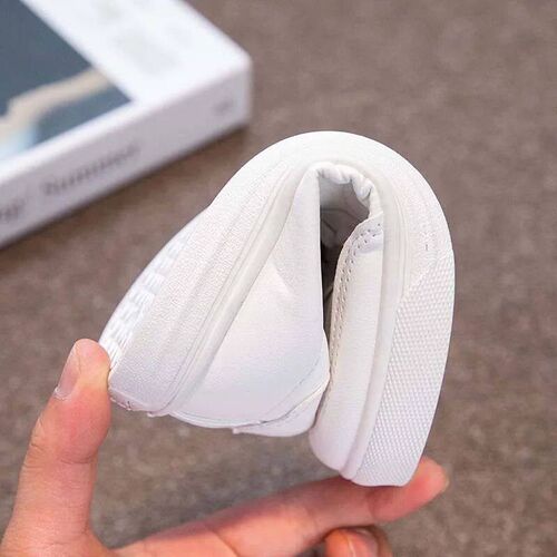 Children Cricket Shoes2024Four Seasons New Men s and Womens