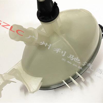 适用奔驰C级E级W204水箱W212副水壶C180 C200 E260 E300L防冻液壶